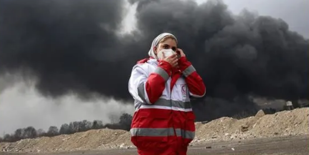 Iran's "black rain" poses health dangers, according to WHO