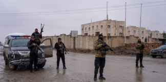 As The Deadline For A Truce Approaches, Syrian and Kurdish Soldiers Are Positioned On the Front Lines